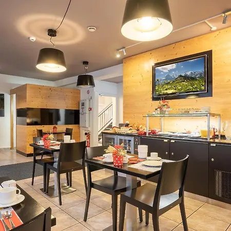 Alphorn Hotel Entrelagos